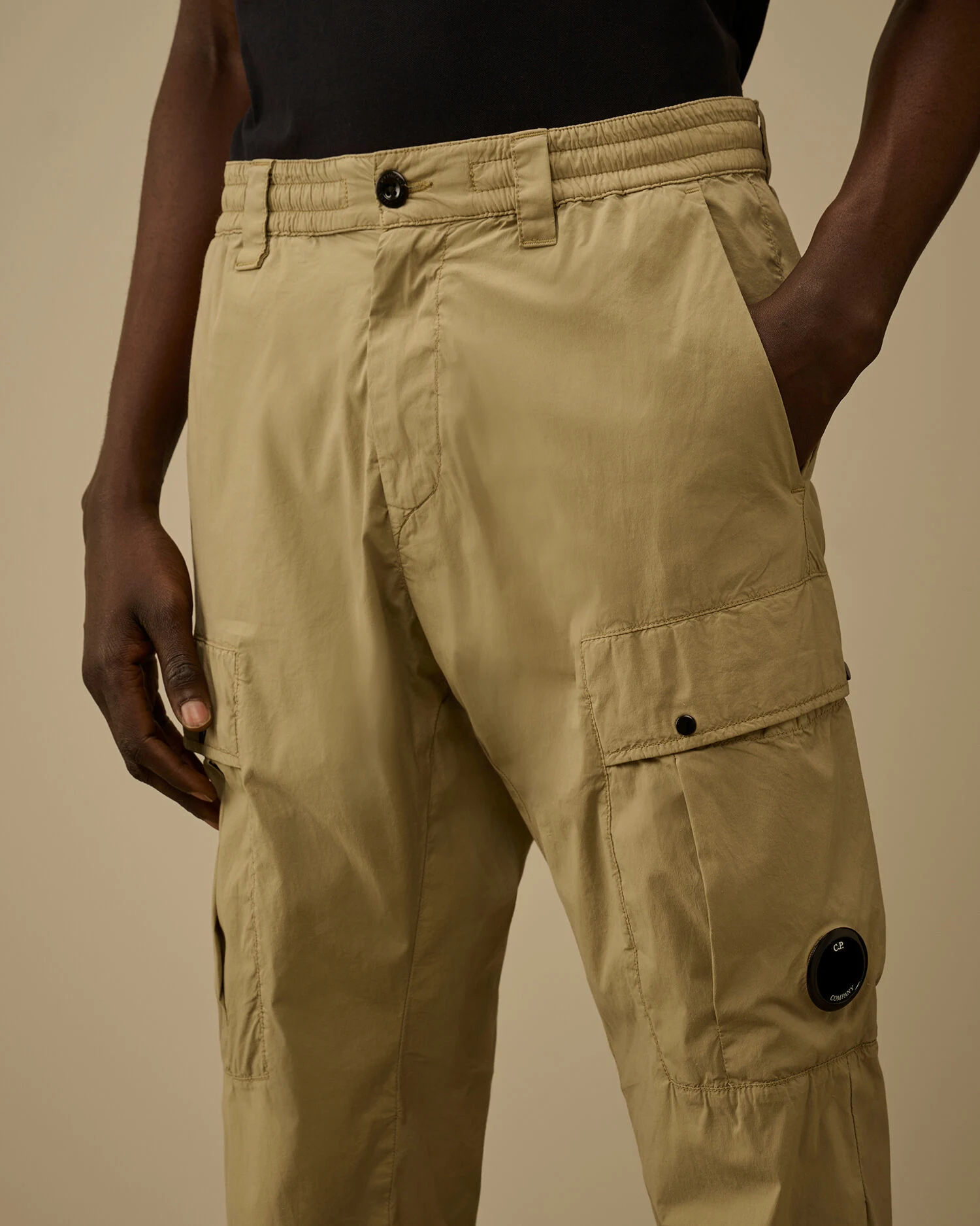 CP Company 50 Thread Stretch lens pantalone krem
