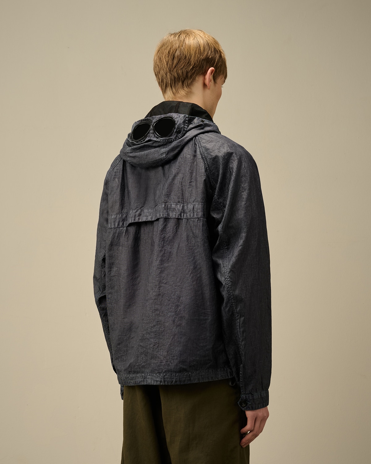 CP Company Lino Wax Goggle jakna oceana