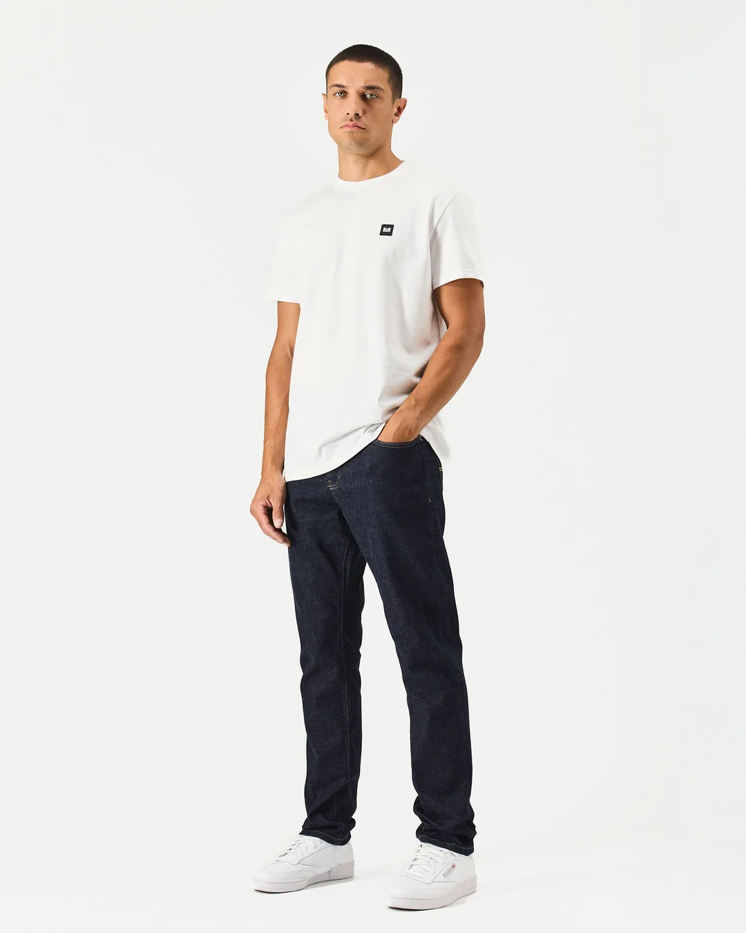 Weekend Offender Tapered Fit farmerke dark rinse – dodatna slika